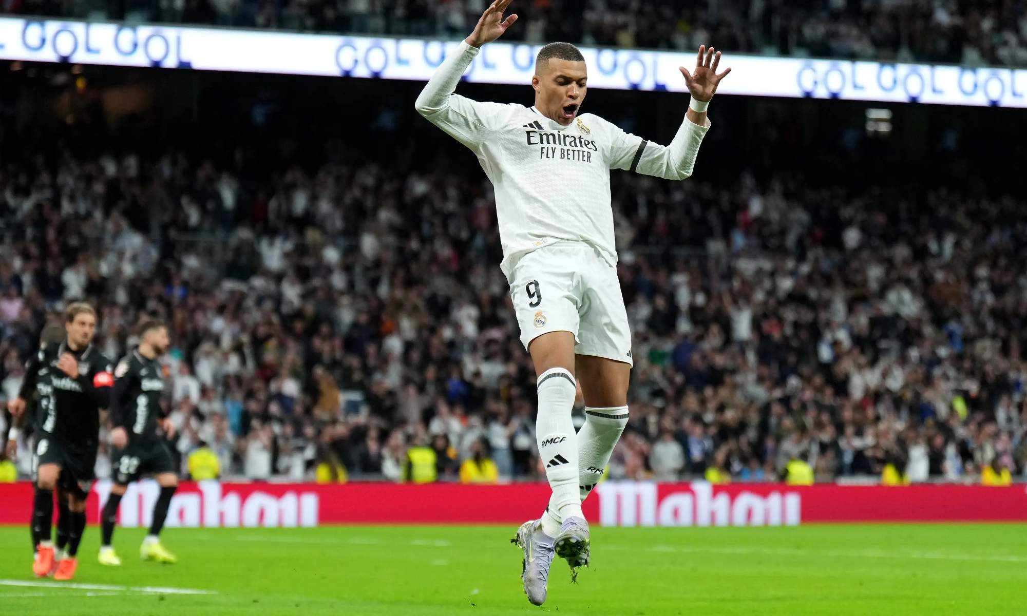 Kylian Mbappé enamora al Santiago Bernabéu en otra noche muy especial y vuelve loca a su madre.