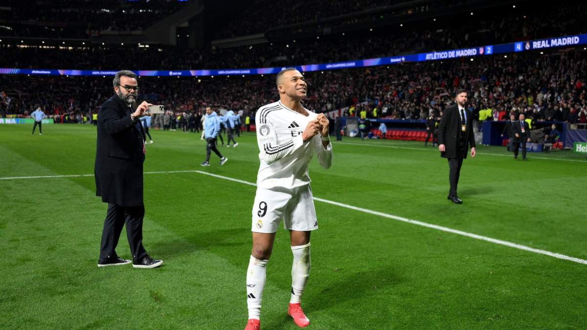 Kylian Mbappé celebrando el pase a los cuartos de final en el Metropolitano. Kylian Mbappé celebrando el pase a los cuartos de final en el Metropolitano.