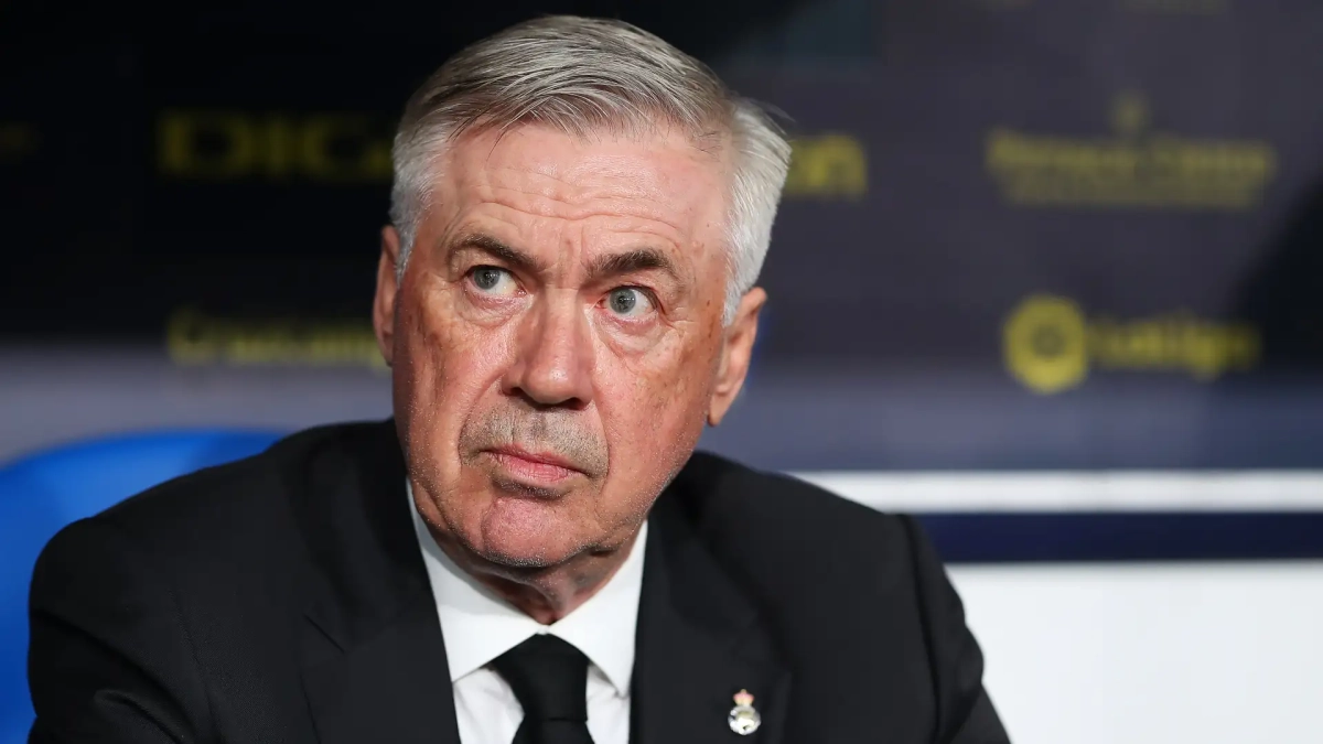 Ancelotti podría perderse el duelo de vuelta en el Bernabéu si ve una amonestación en el Emirates. Ancelotti podría perderse el duelo de vuelta en el Bernabéu si ve una amonestación en el Emirates.
