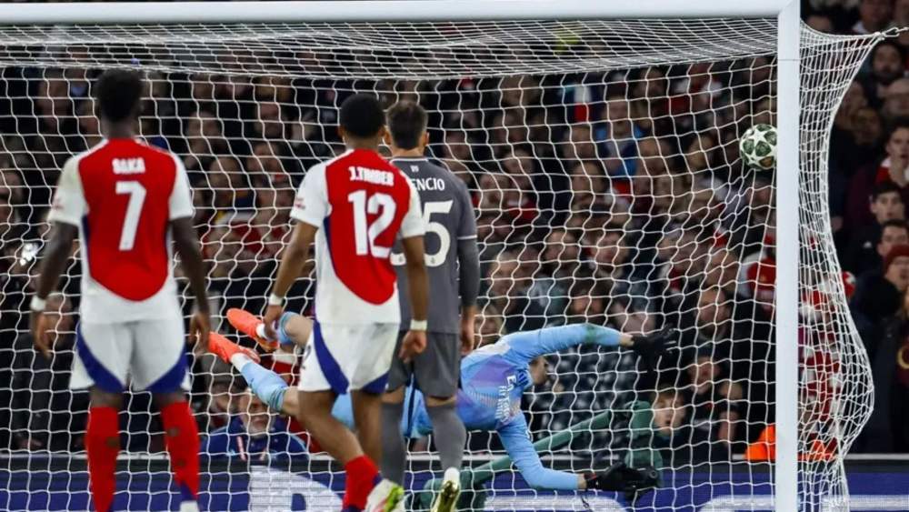 El Real Madrid encajó tres goles en Londres contra el Arsenal y debe remontar si quiere estar en las 'semis' de Champions.