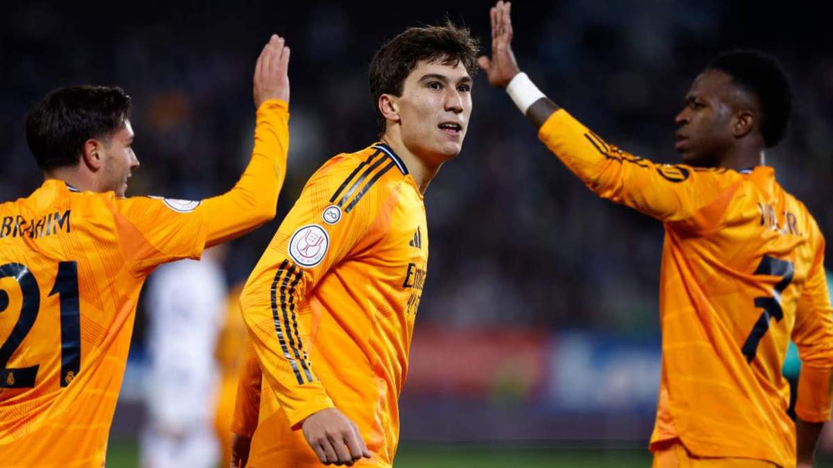 Gonzalo García podría tener minutos la temporada próxima si el Madrid no ficha este verano a ningún delantero. Gonzalo García podría tener minutos la temporada próxima si el Madrid no ficha este verano a ningún delantero.