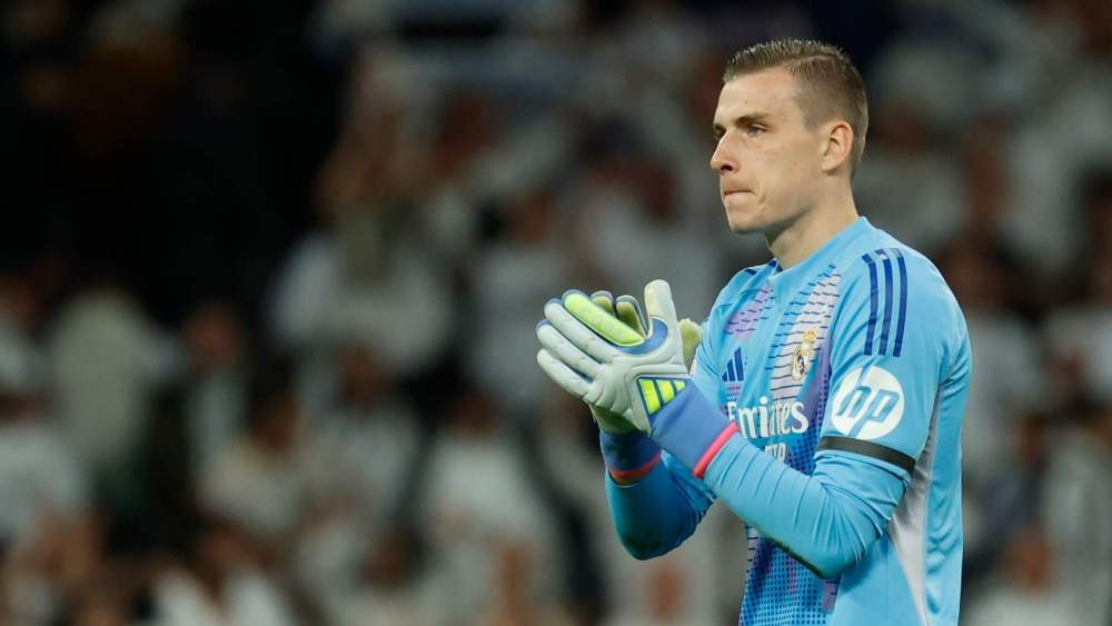 Andriy Lunin, durante un partido de esta temporada con el Real Madrid. Andriy Lunin, durante un partido de esta temporada con el Real Madrid.