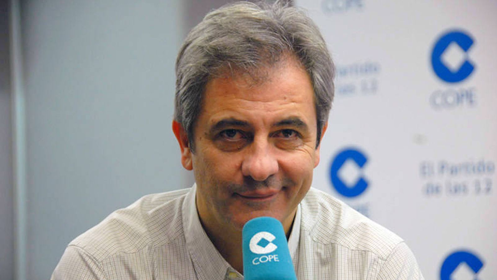 Manolo Lama, periodista de la Cadena Cope, nunca ha querido revelar por qué equipo siente simpatía