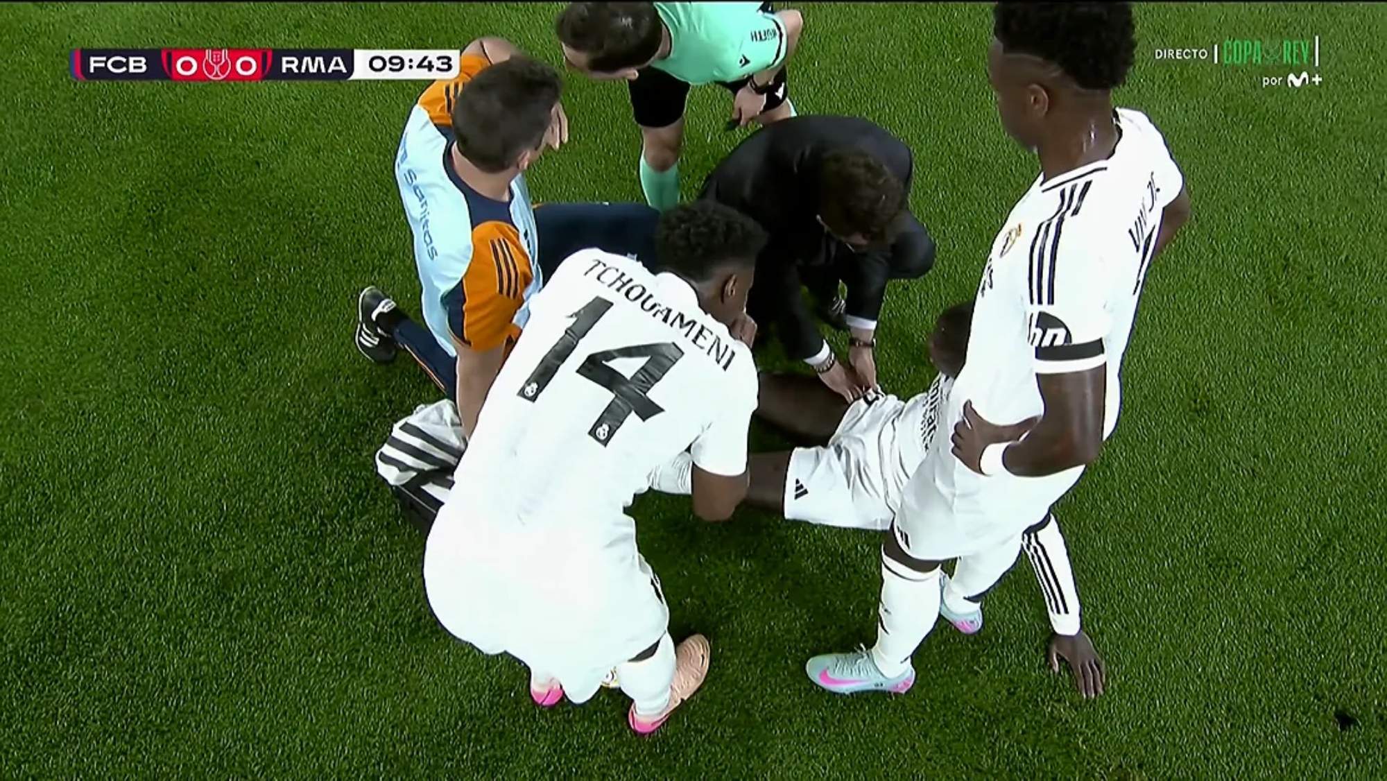 La final empieza de la peor manera, Mendy lesionado antes del minuto 10