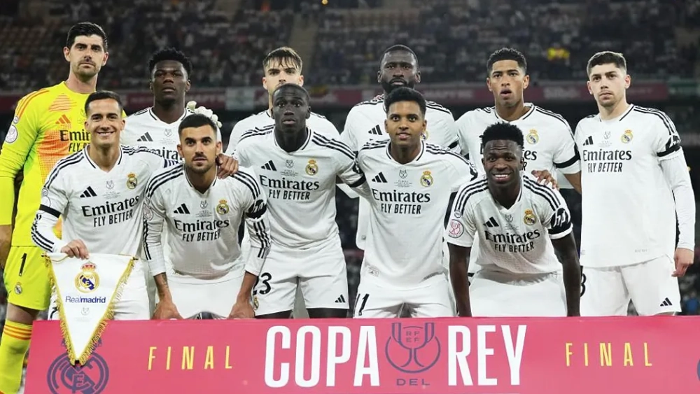 El once del Real Madrid ante el FC Barcelona para la final de la Copa del Rey. El once del Real Madrid ante el FC Barcelona para la final de la Copa del Rey.