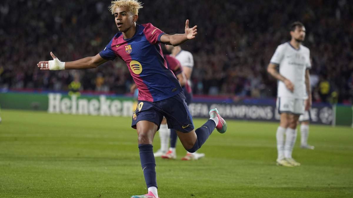 Lamine Yamal celebrando su gol frente al Inter