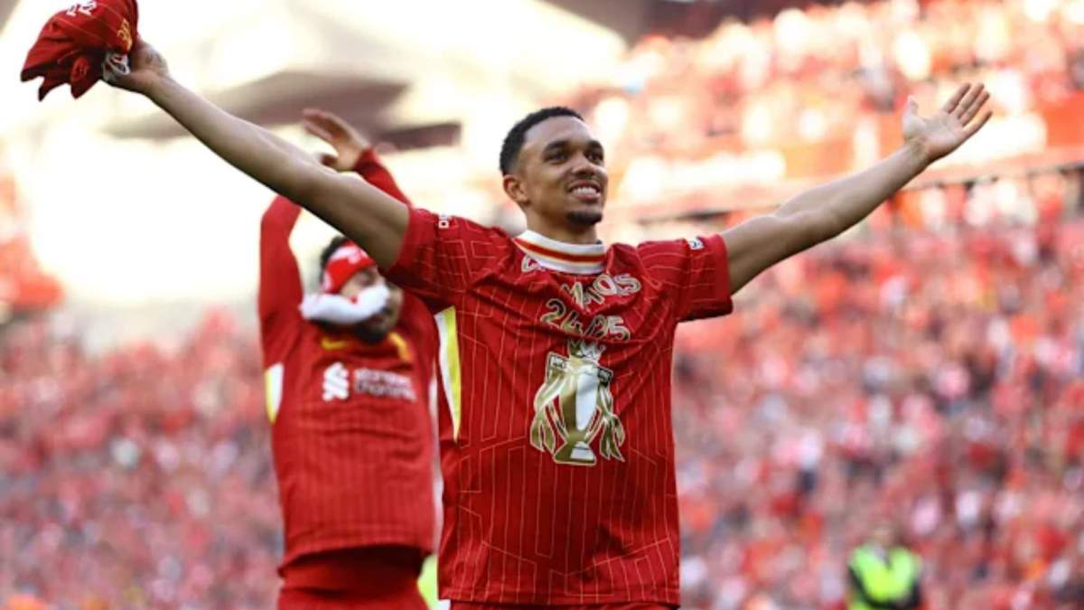 Alexander-Arnold, celebrando la Premier que conquistó el Liverpool hace unas sesmanas Alexander-Arnold, celebrando la Premier que conquistó el Liverpool hace unas sesmanas