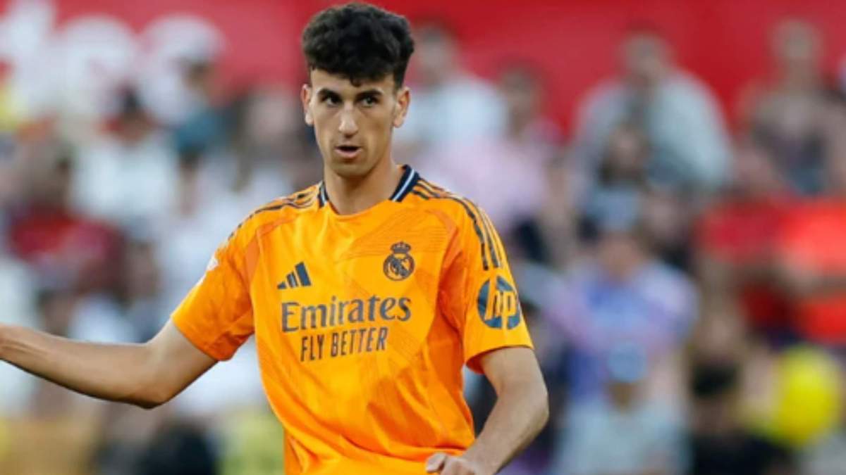Jacobo Ramón durante el partido de esta tarde en Sevilla Jacobo Ramón durante el partido de esta tarde en Sevilla