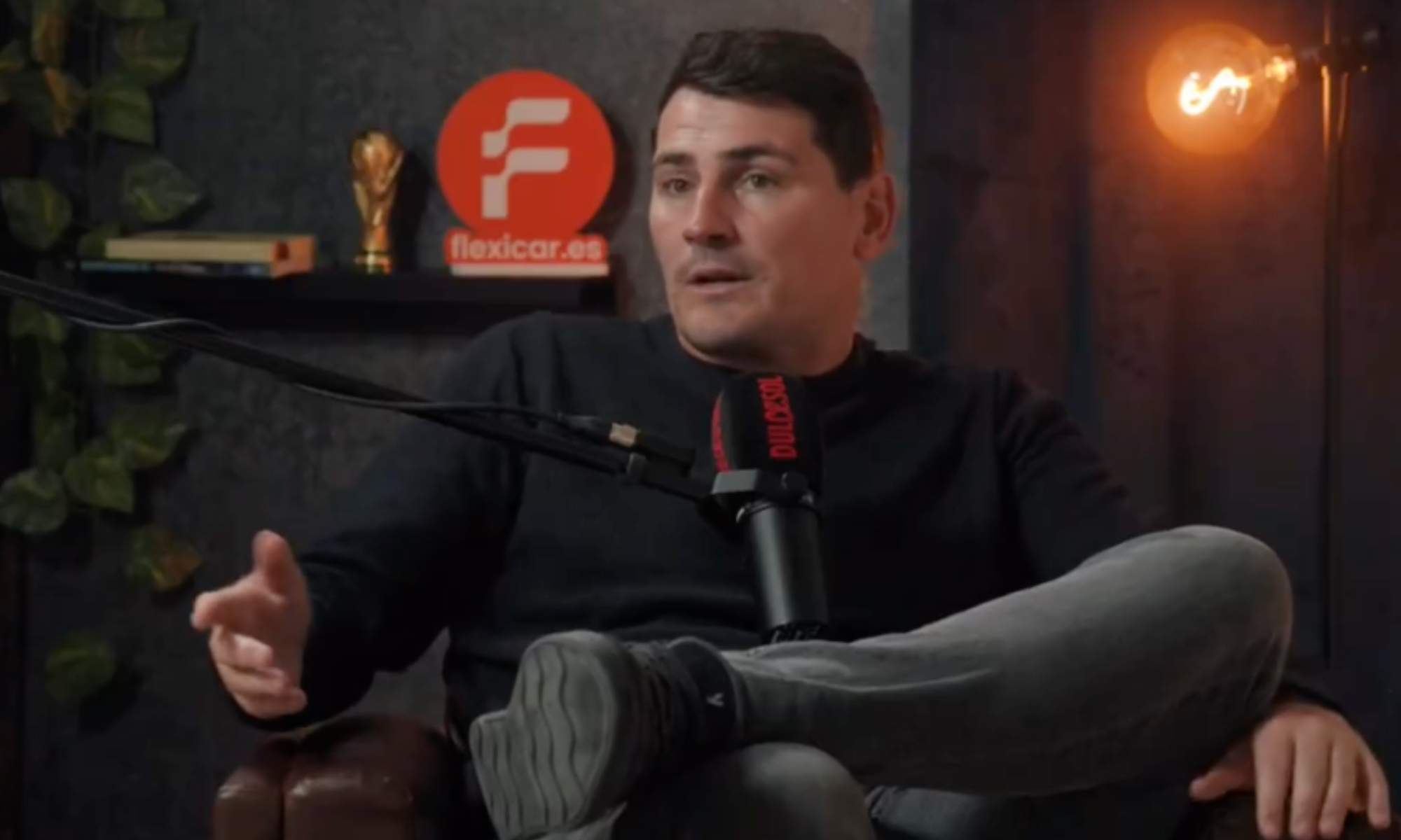 Iker Casillas ha sido crítico con el 'caso Negerira', hasta el punto de sentirse engañado y "jodido" con el caso de corrupción más grave de la historia de nuestro balompié.