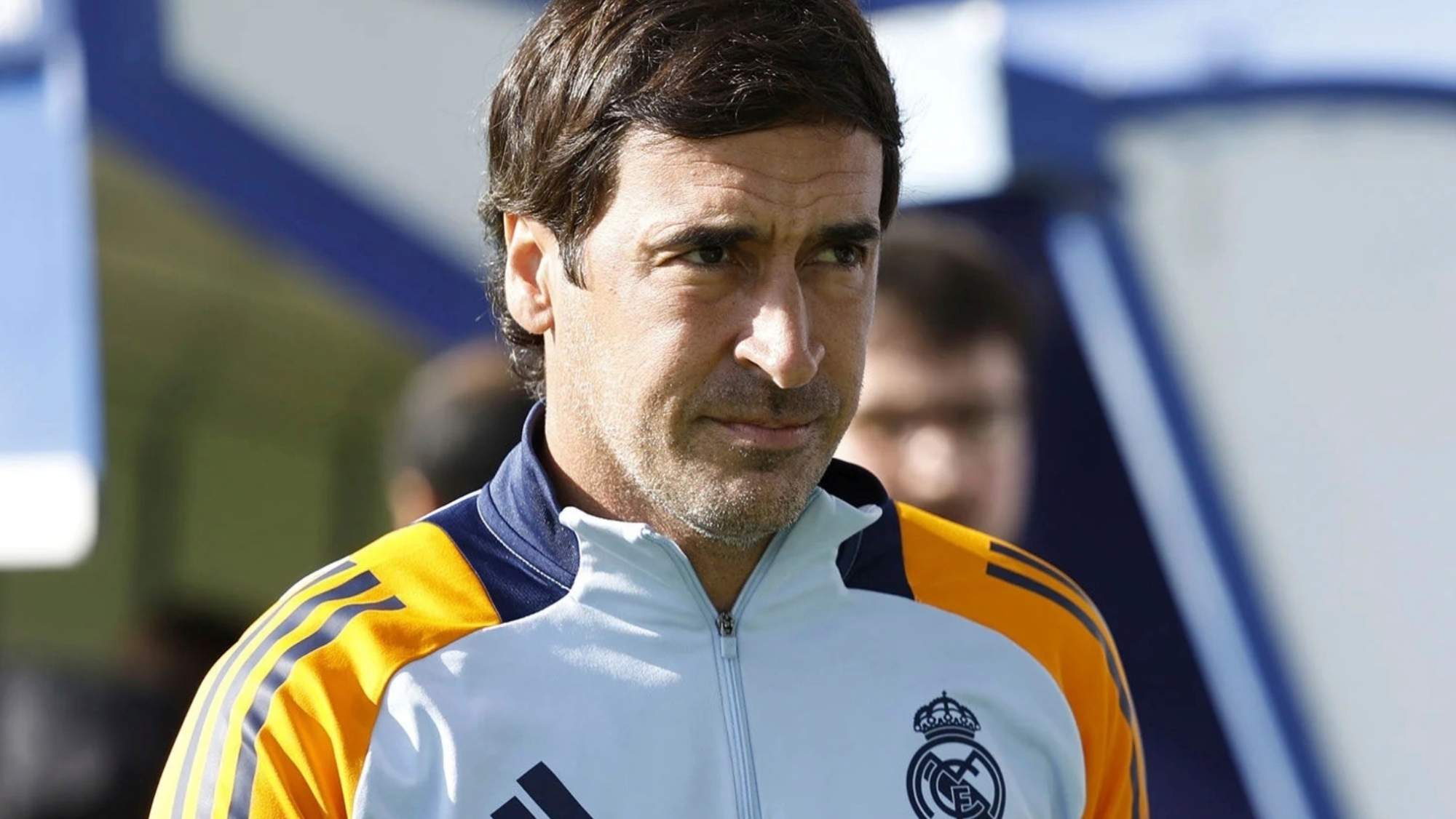 Raúl González rechaza una nueva oferta para entrenar y su futuro sigue siendo una incógnita. Raúl González rechaza una nueva oferta para entrenar y su futuro sigue siendo una incógnita.