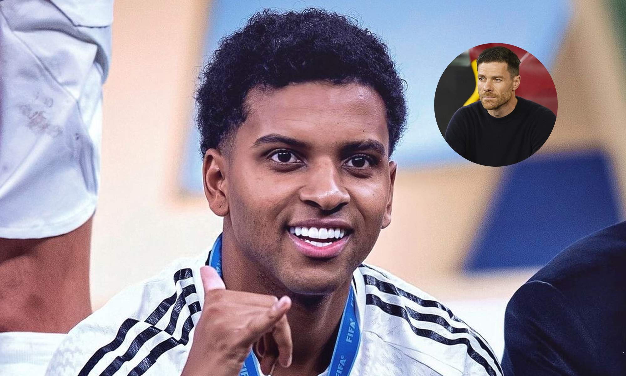 Rodrygo Goes y una foto de Xabi Alonso en un banquillo.