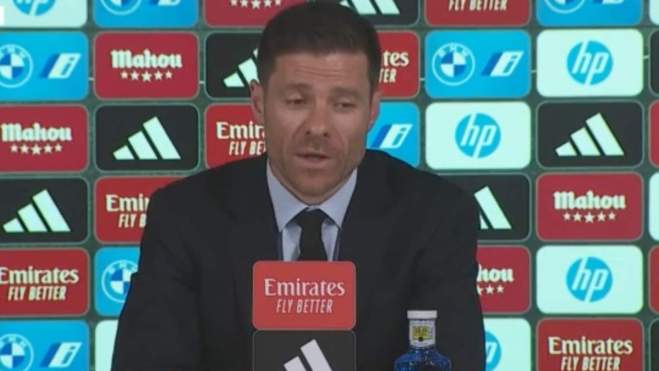 Xabi Alonso en su primera conferencia de prensa con el Real Madrid. Xabi Alonso en su primera conferencia de prensa con el Real Madrid.