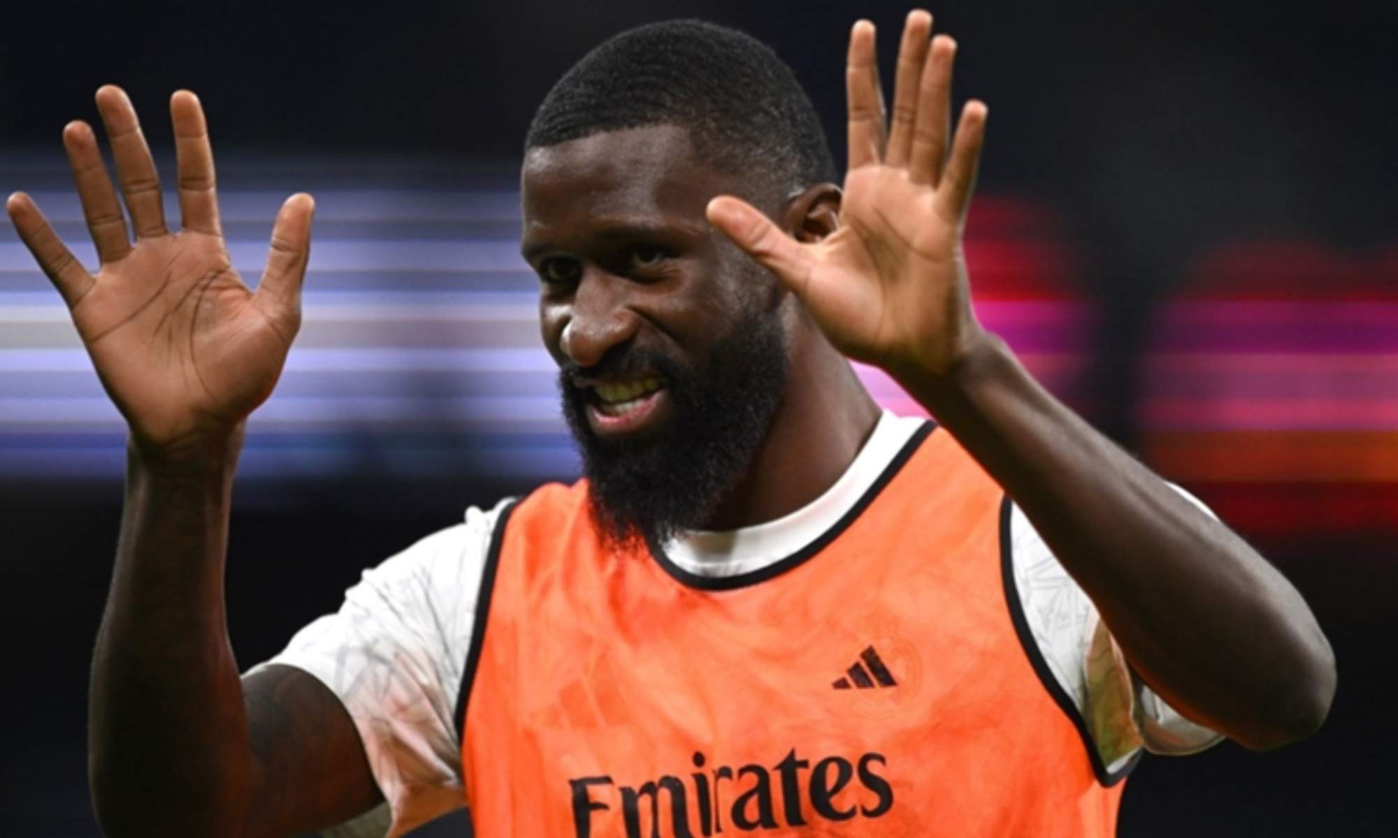 Antonio Rüdiger podría decir 'adiós' al Real Madrid después de que le hayan ofrecido una propuesta muy atractiva.