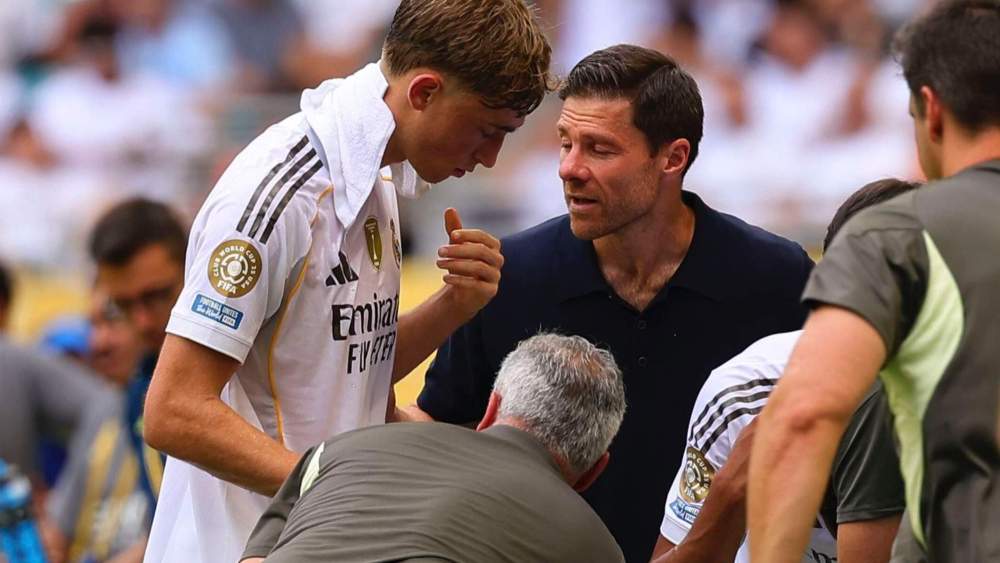 dean huijsen xabi alonso dean huijsen xabi alonso
