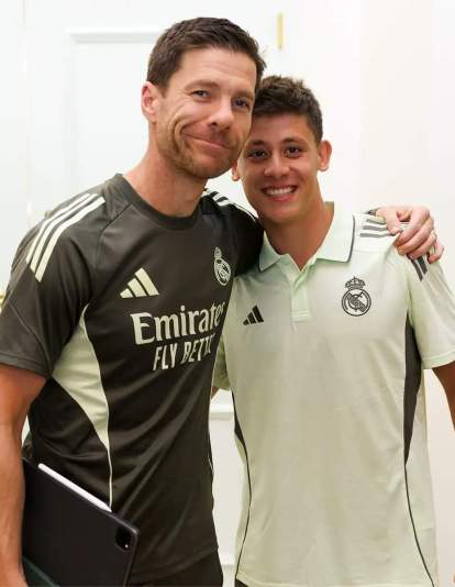 GvG3UyHXwAEcFV2 GvG3UyHXwAEcFV2