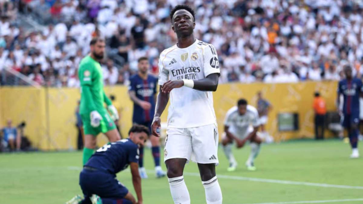 Vinicius lamentándose de una acción en el partido frente al PSG Vinicius lamentándose de una acción en el partido frente al PSG