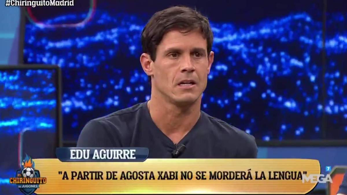 Edu Aguirre dando una noticia en El Chiringuito.