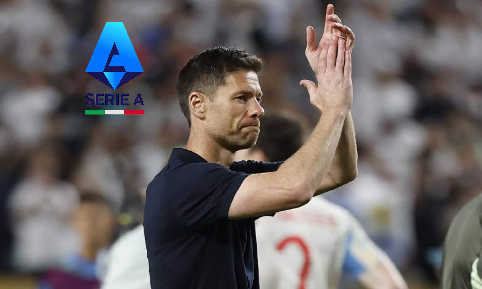 Xabi Alonso aplaudiendo y el logo de la Serie A. Xabi Alonso aplaudiendo y el logo de la Serie A.