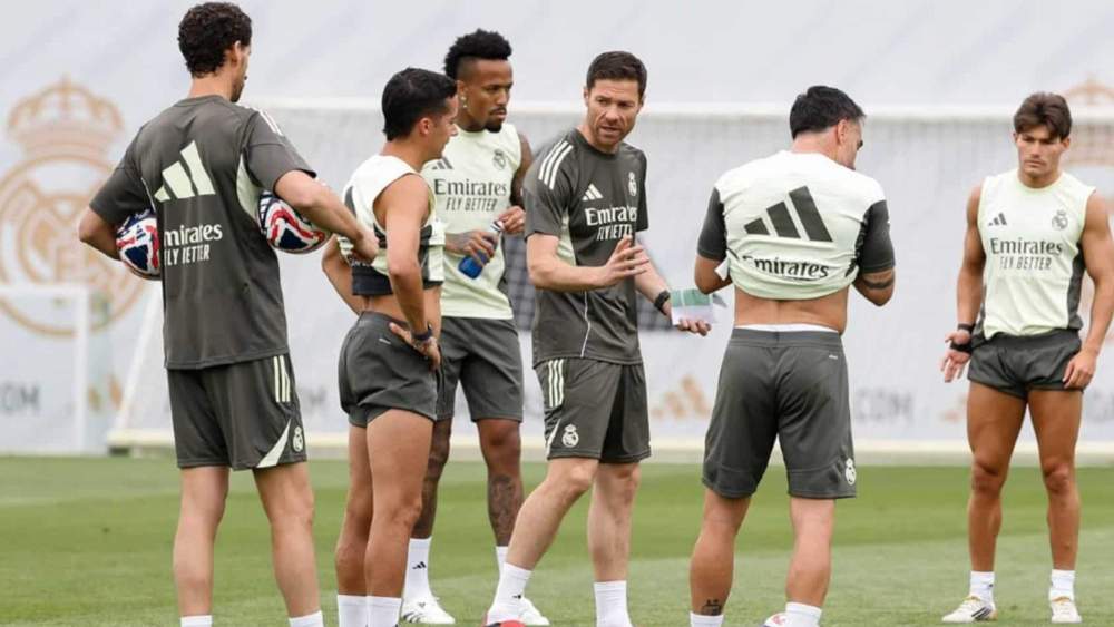 xabi alonso entrenamiento jugadores