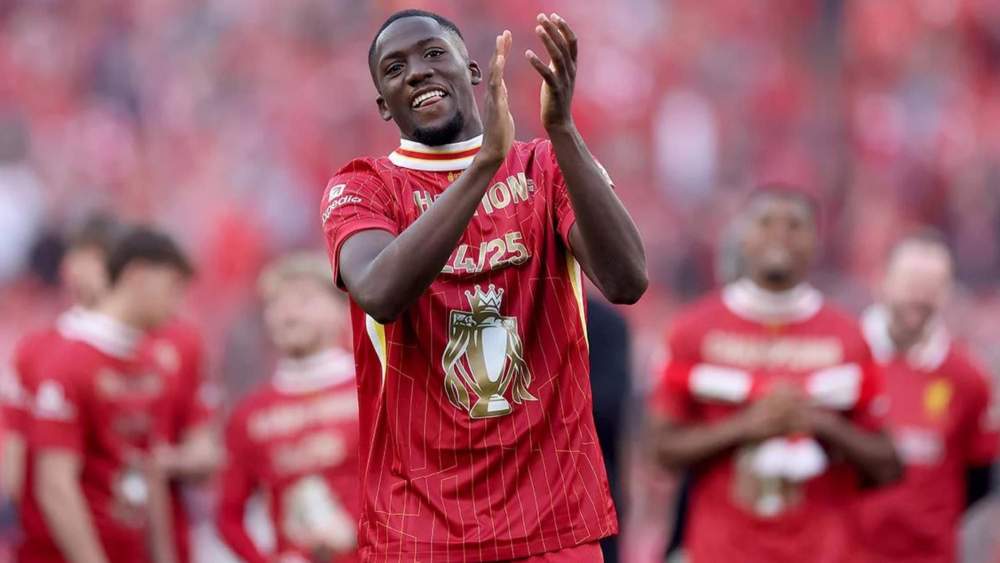 ibrahima konate celebra premier