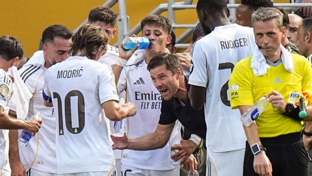 xabi alonso jugadores charla xabi alonso jugadores charla