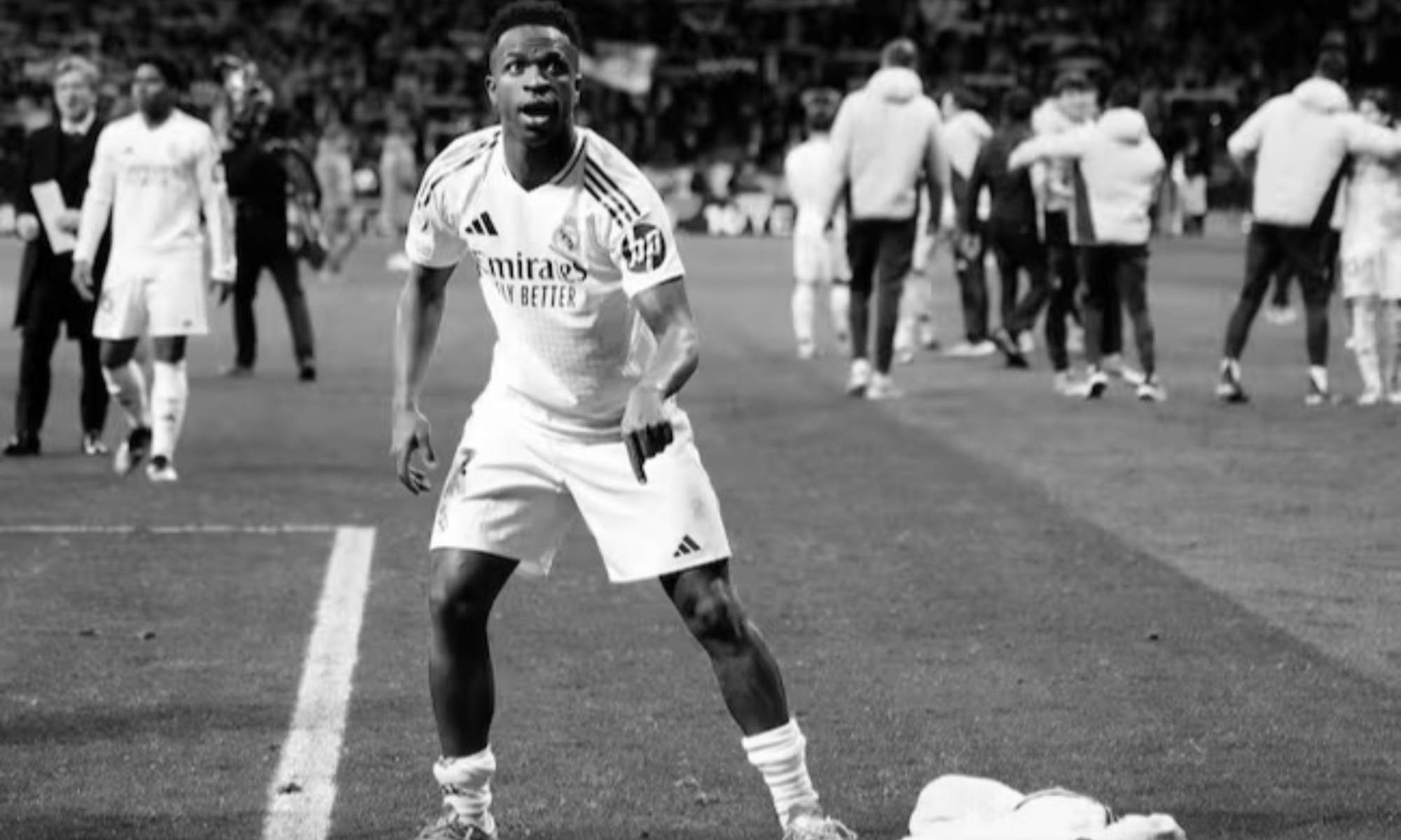 El Real Madrid podría estar contemplando ya una salida de Vinicius y tendría a su sustituto escogido.
