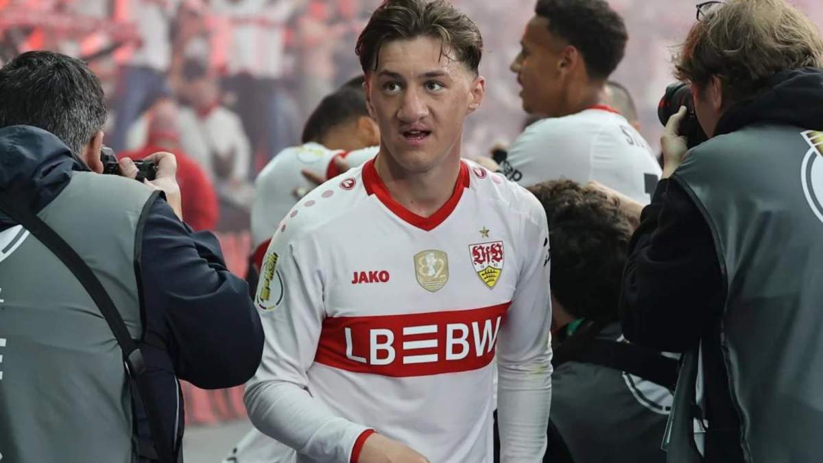 Angelo Stiller vuelve a estar en el objetivo del Real Madrid.