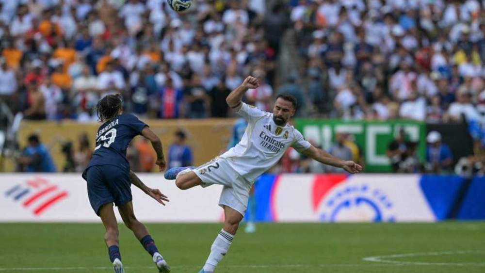 Carvajal durante el partido contra el PSG Carvajal durante el partido contra el PSG