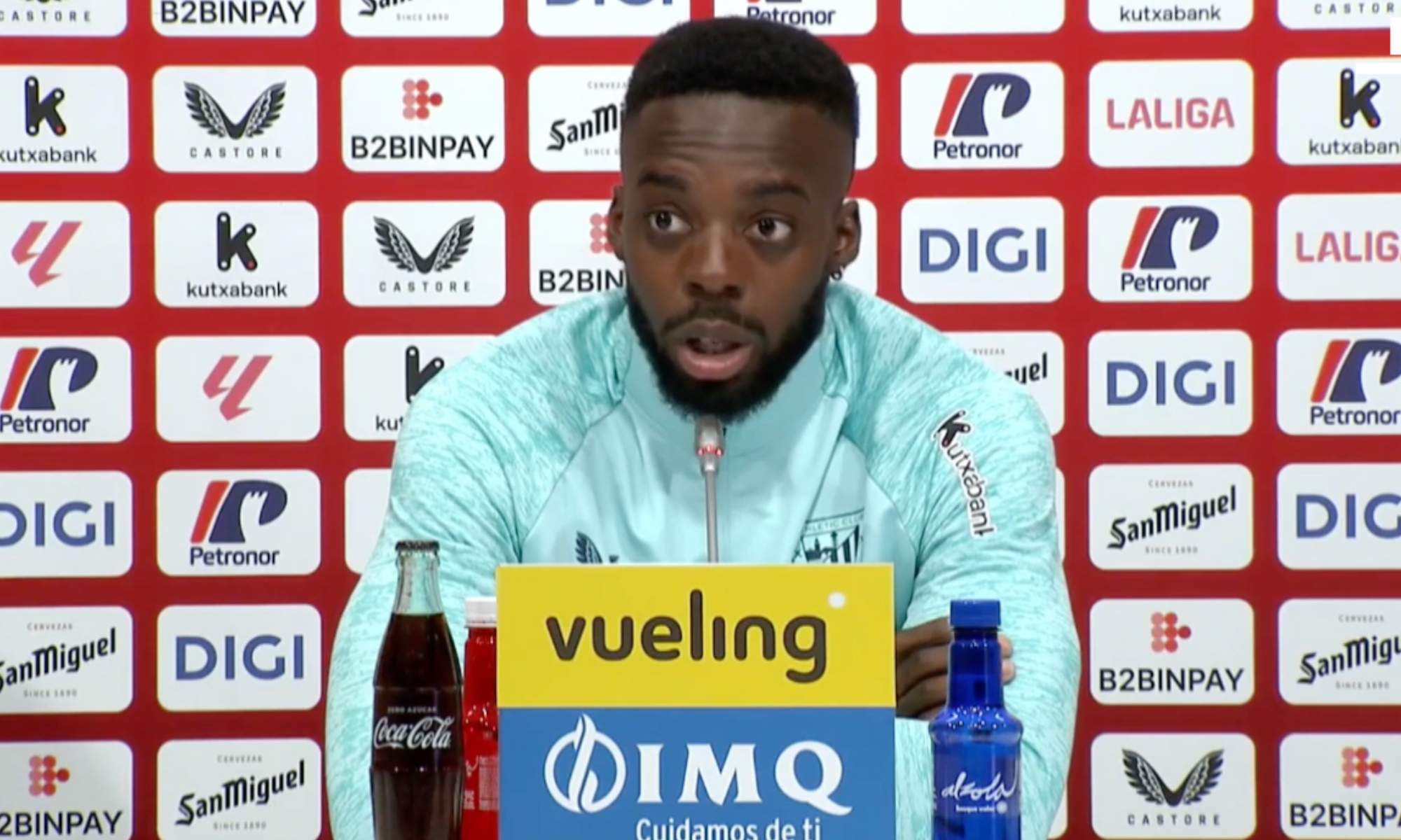 Iñaki Williams ha comparecido esta mañana en rueda de prensa y ha lanzado un dardo contra el Barcelona por el segundo intento de fichar a su hermano.
