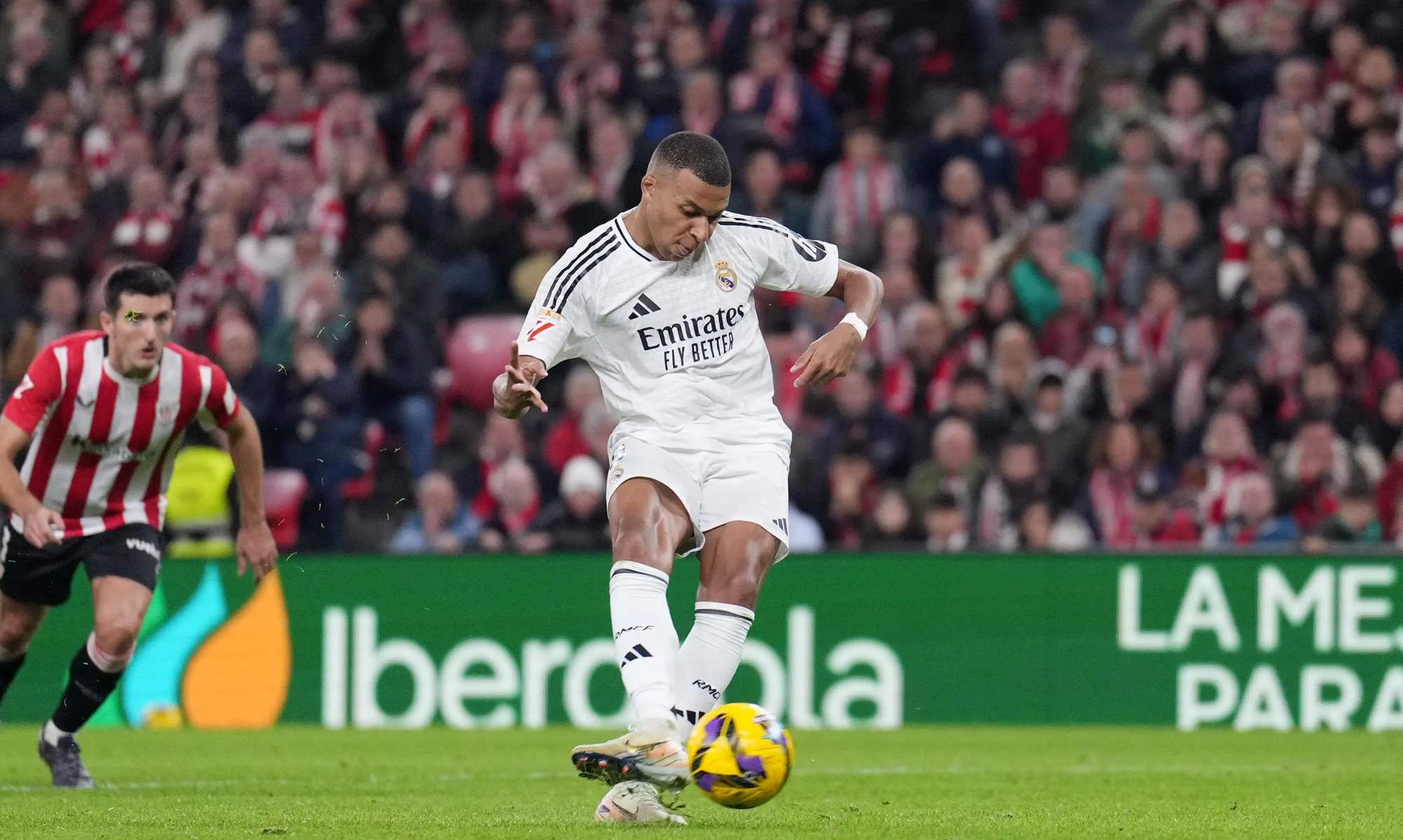 Mbappé es el jugador que más penaltis provoca