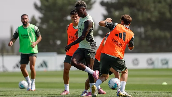 GALERIA 01 1PC2452 GALERIA 01 1PC2452