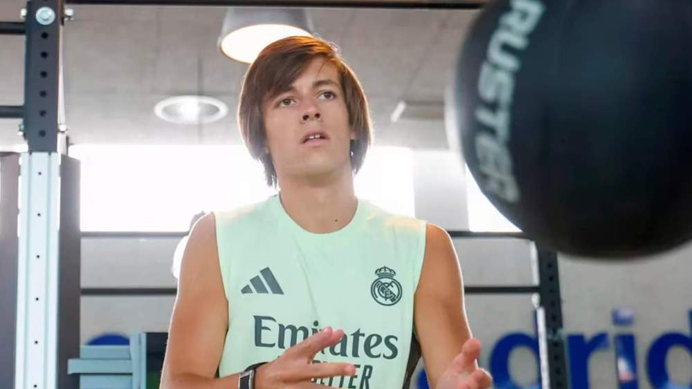 Álvaro Carreras está entrenando estos días con el Real Madrid después de que su fichaje se cerrara el 14 de julio. Álvaro Carreras está entrenando estos días con el Real Madrid después de que su fichaje se cerrara el 14 de julio.