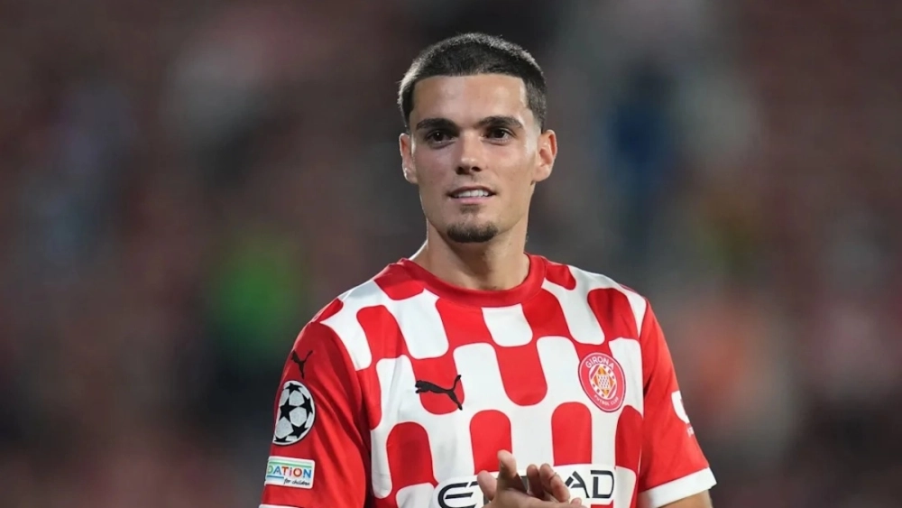 Miguel Gutiérrez jugando un partido con el Girona. 