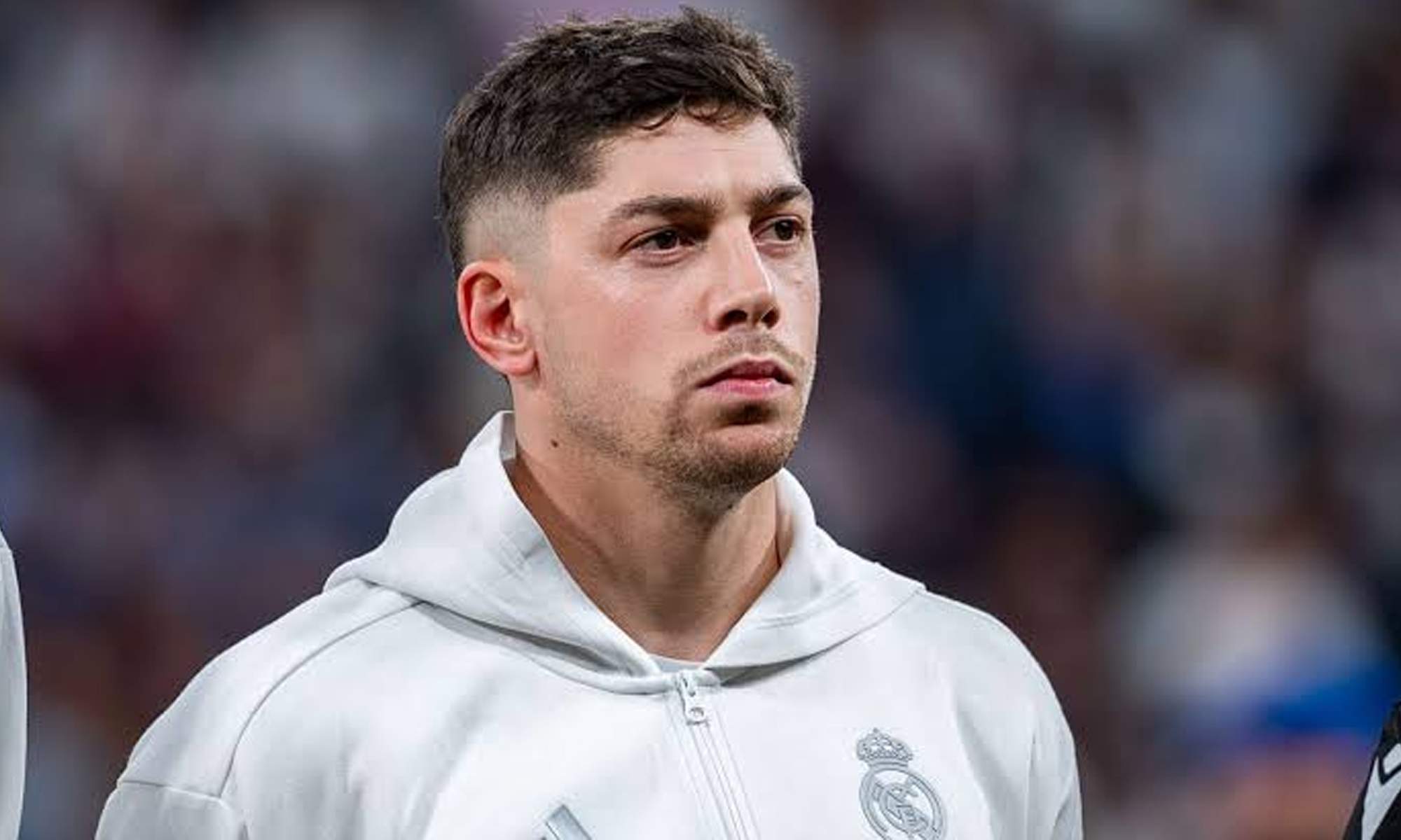 Fede Valverde antes de empezar un partido con el Real Madrid.