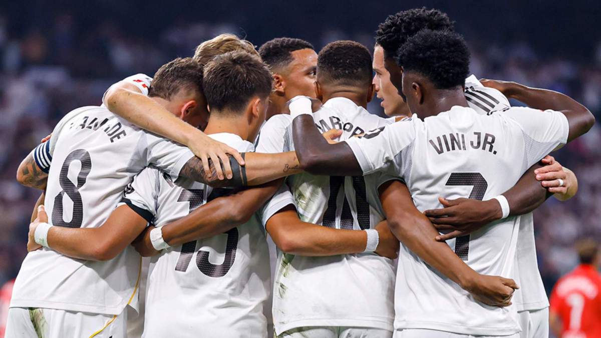 Jugadores del Real Madrid celebrando el 1 0