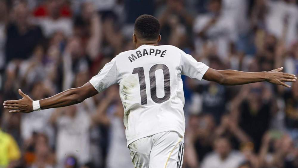 Mbappé celebrando su gol ante el Osasuna