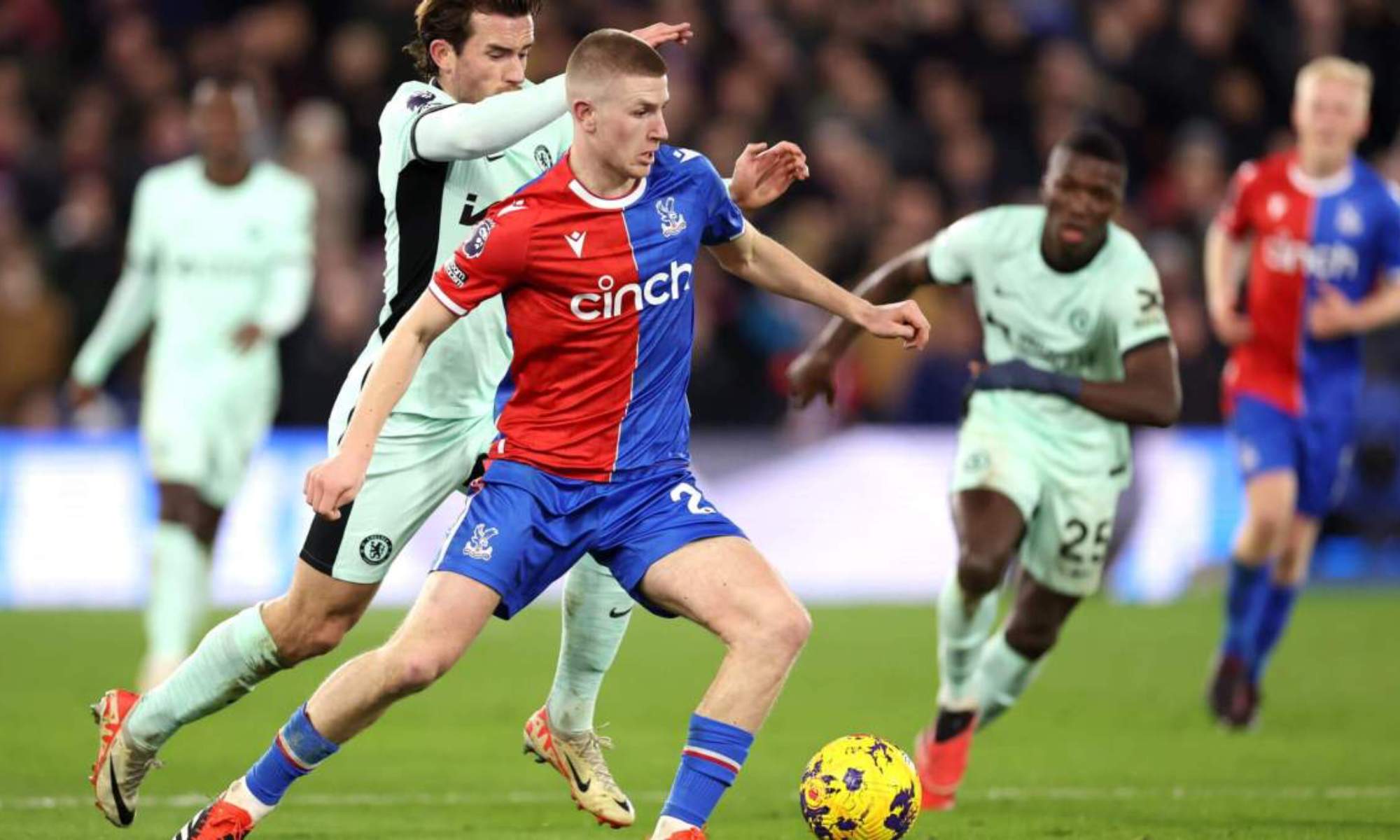 Adam Wharton está en el radar del Madrid para reforzar su centro del campo.
