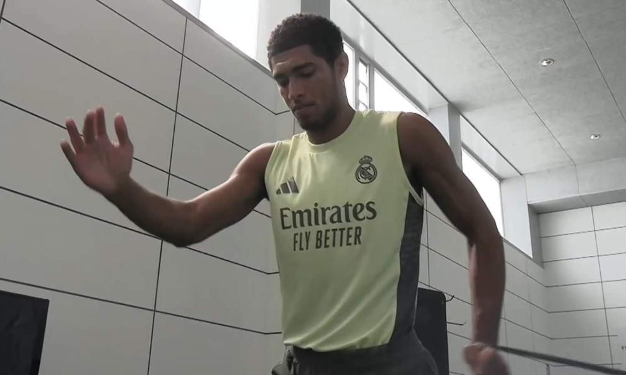 Jude Bellingham, trabajando en el gimnasio de Valdebebas para recuperarse de su operación de hombro.