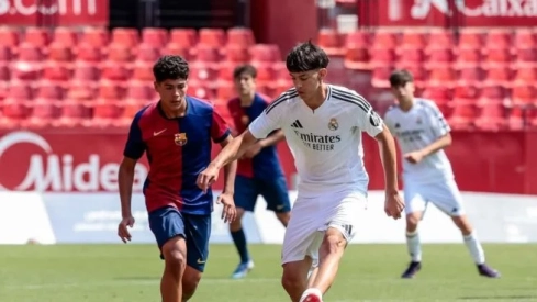 leo lemaitre en un partido con el real madrid juvenil b leo lemaitre en un partido con el real madrid juvenil b