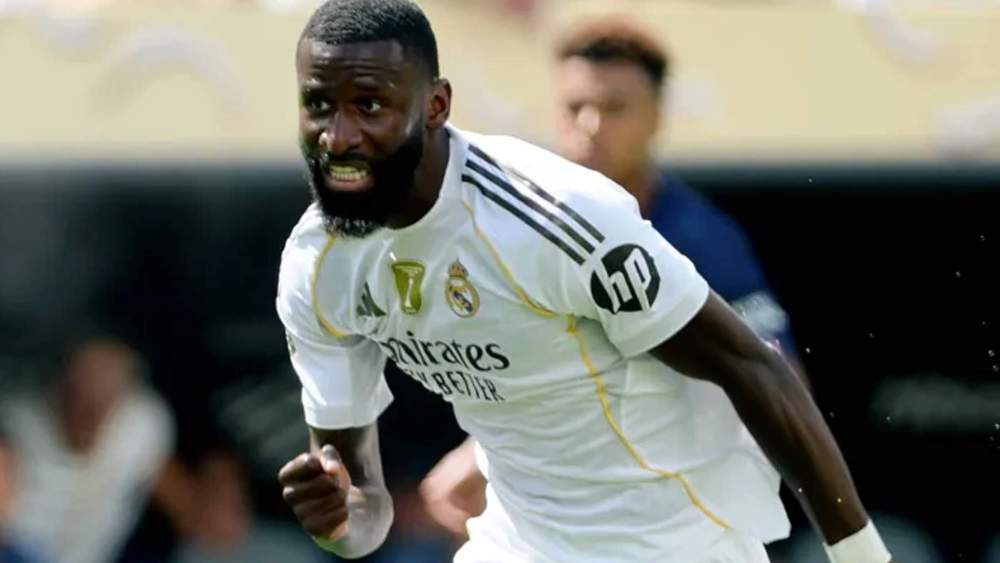 Rüdiger jugando un partido con el Real Madrid. Rüdiger jugando un partido con el Real Madrid.