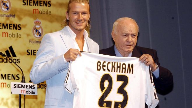 David Beckham en su presentación como nuevo jugador blanco