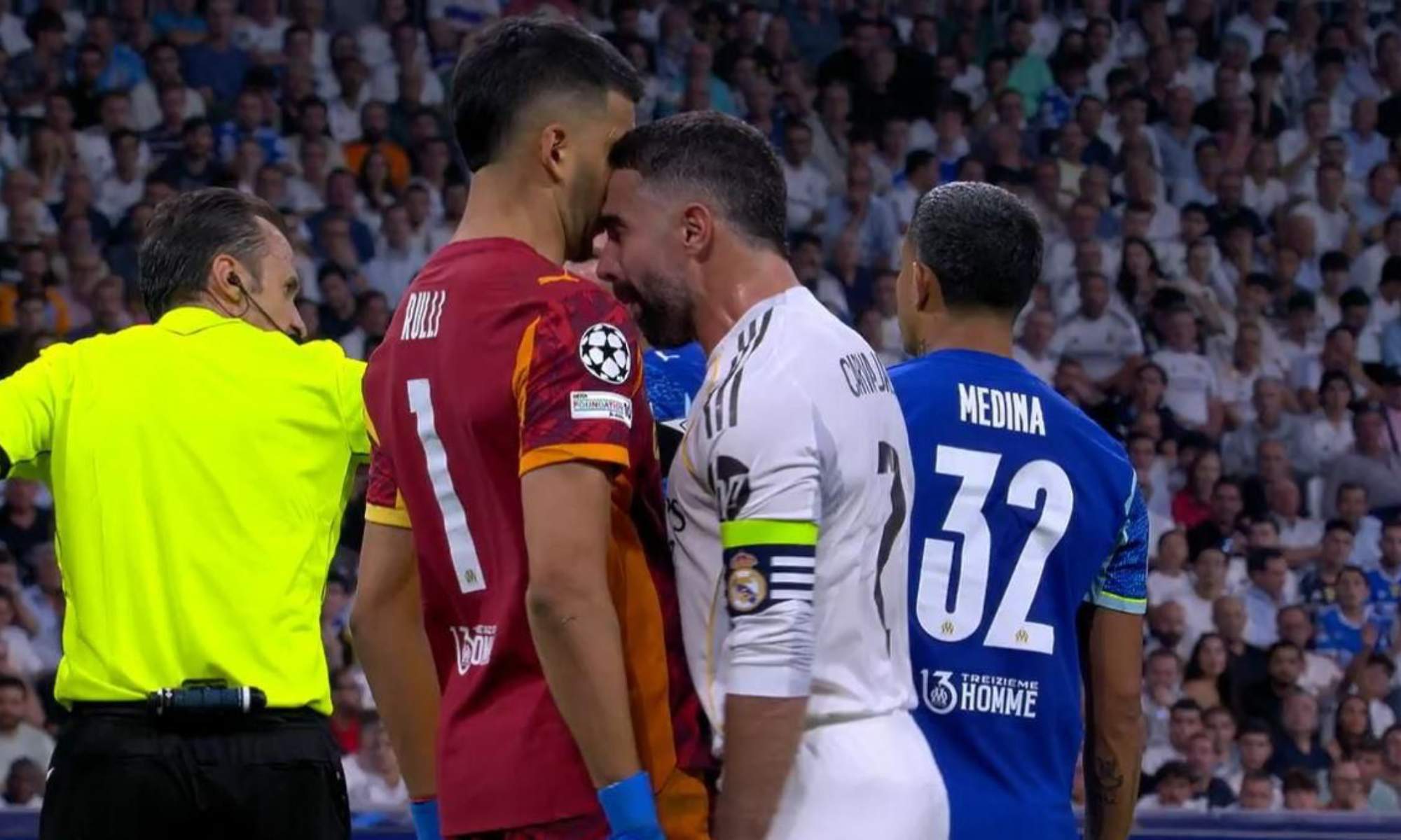 Dani Carvajal le propinó un cabezazo a Gerónimo Rulli y dejó al Real Madrid con uno menos a falta de veinte minutos para el final del encuentro contra el Marsella.