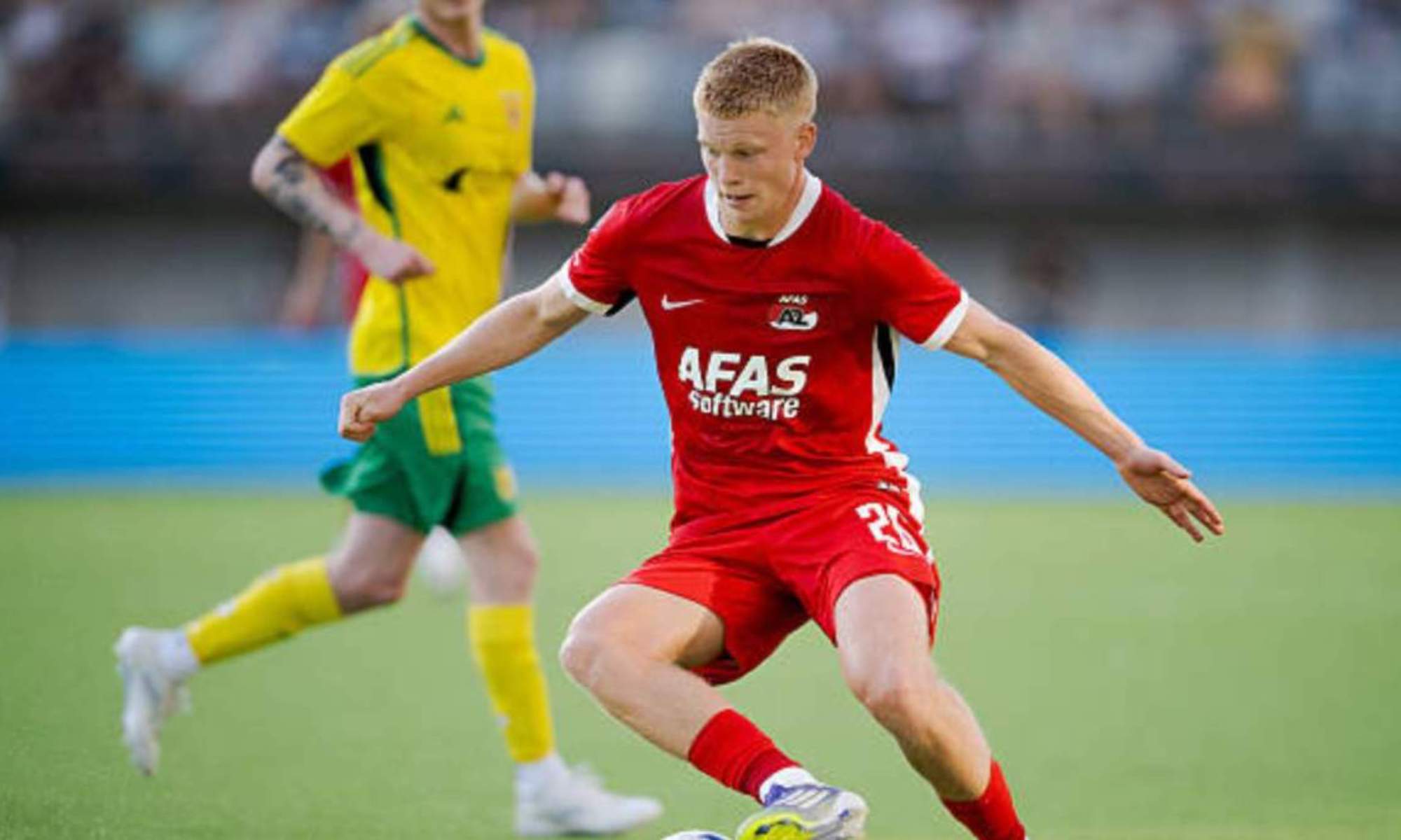 El Real Madrid podría lanzarse a por Kees Smit después de que el Chelsea se haya interesado por el futbolista del AZ Alkmaar.