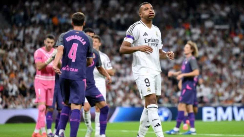 brazalete morado madrid espanyol