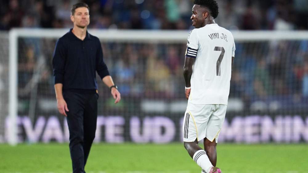 xabi alonso vinicius junior