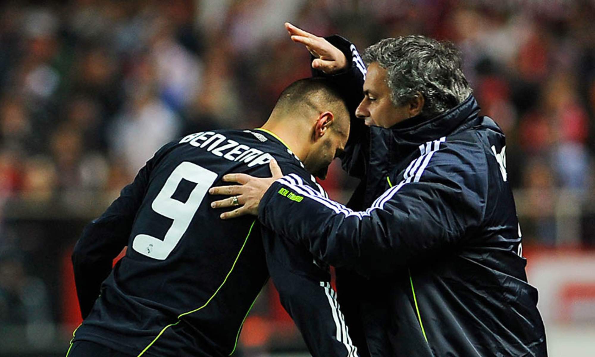 José Mourinho y Karim Benzema podrían volver a coincidir en un equipo después de haberlo hecho en el Real Madrid.