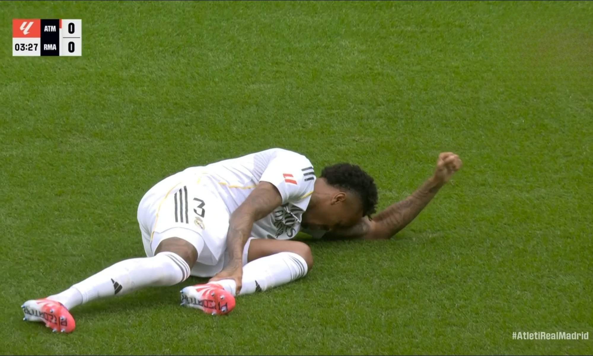 Lesión Militao en el Derbi