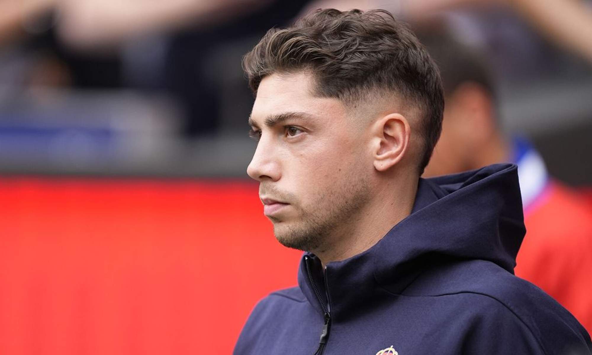 Fede Valverde serio antes de empezar un partido con el Real Madrid.