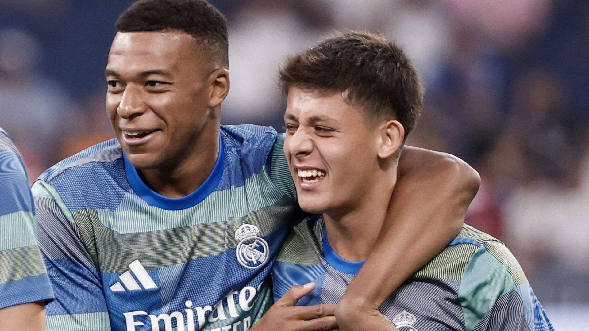 Mbappé y Güler, ovacionados antes del inicio del partido: el motivo