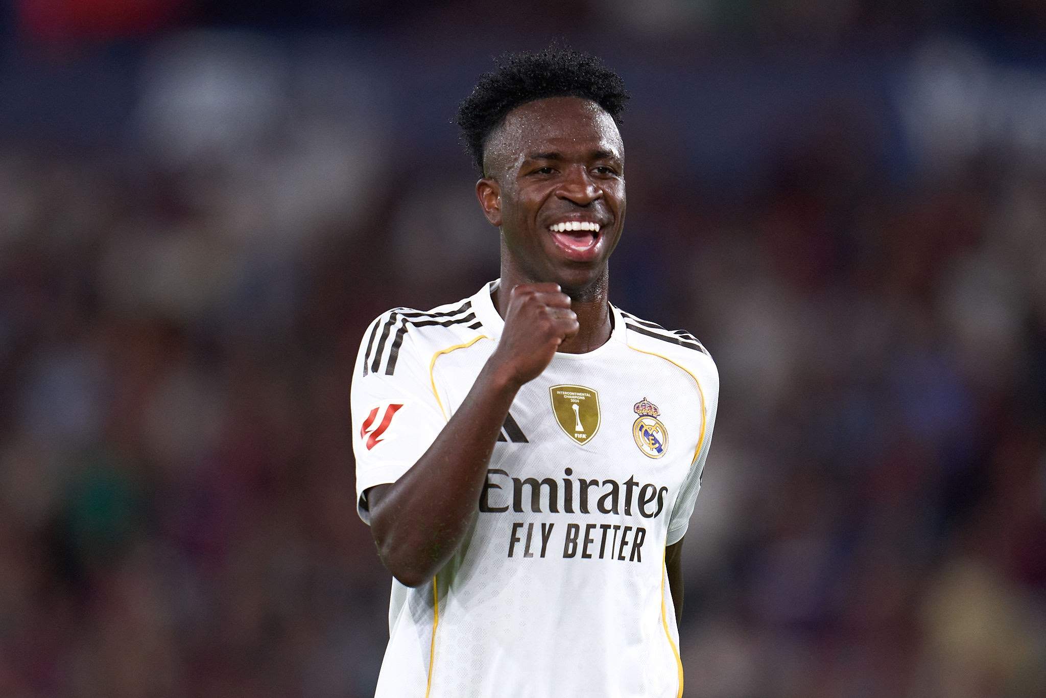 Vinícius Júnior celebrando un gol con el Real Madrid.